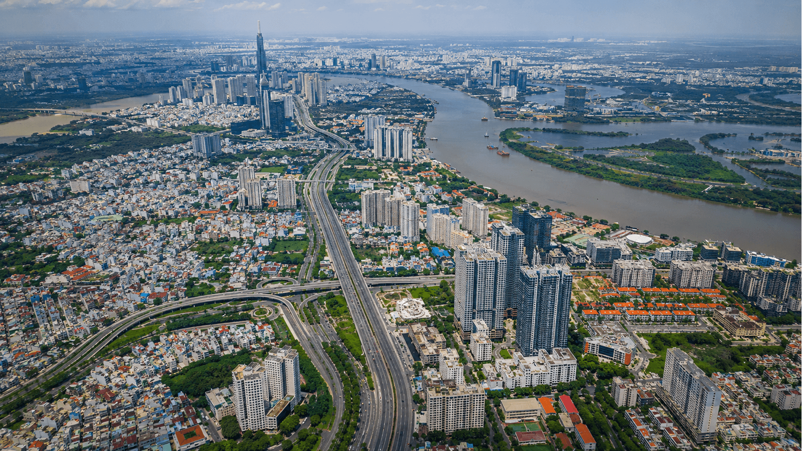 Toàn cảnh đô thị TP.HCM nhìn từ trên cao